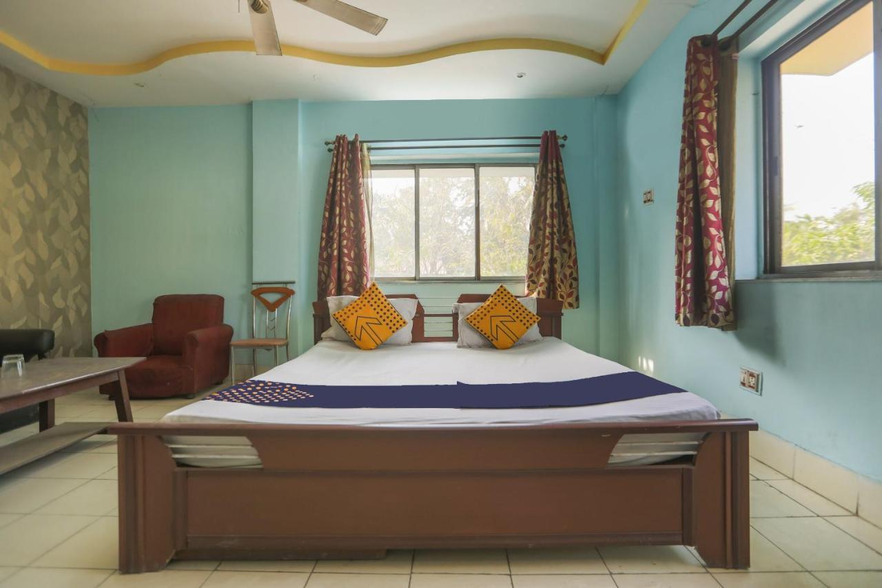 Spot On 10470 Hollywood Joka Hotel Bhasa Ngoại thất bức ảnh