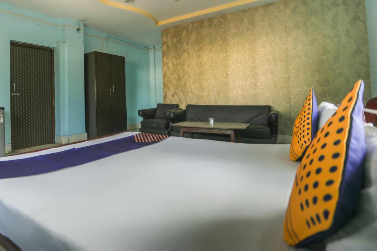Spot On 10470 Hollywood Joka Hotel Bhasa Ngoại thất bức ảnh