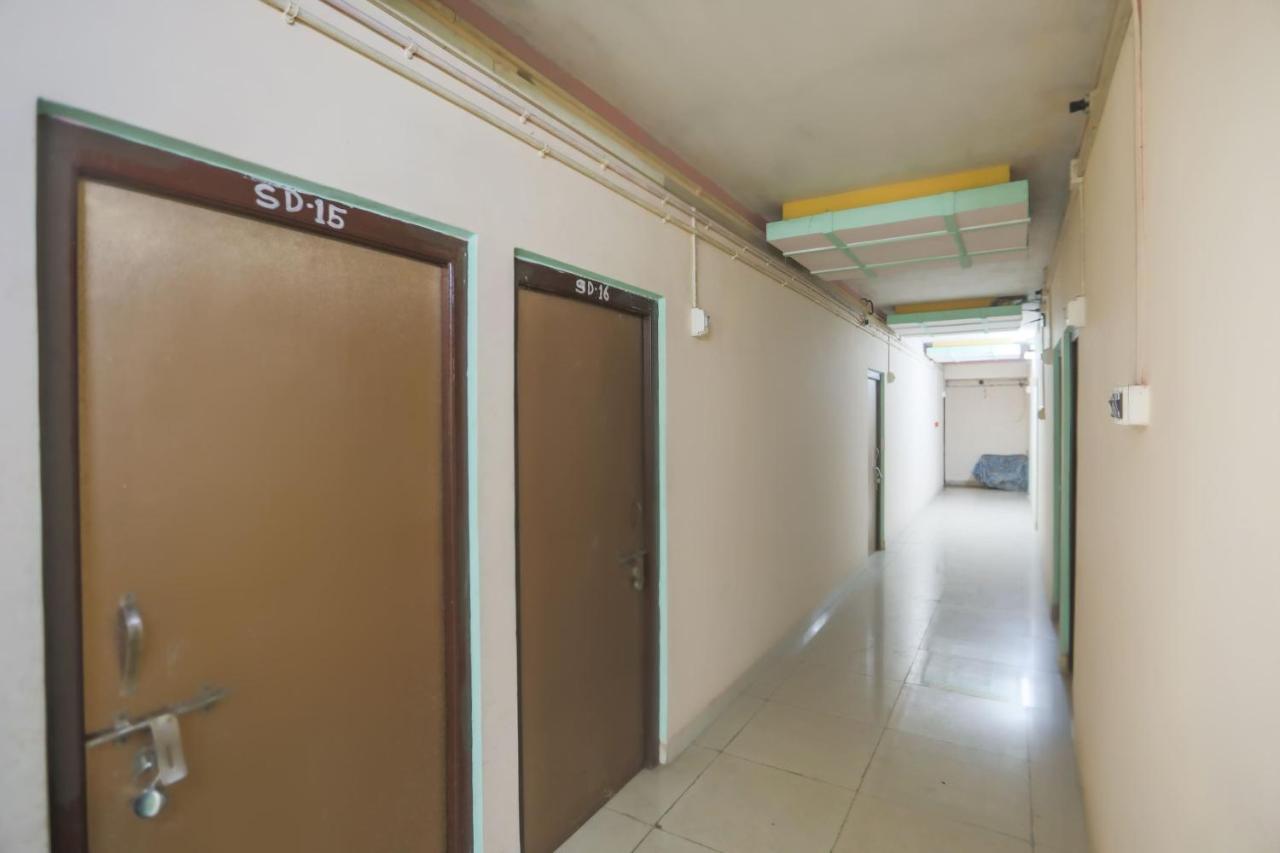 Spot On 10470 Hollywood Joka Hotel Bhasa Ngoại thất bức ảnh
